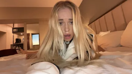 Русский парень трахает в номере отеля сводную сестру